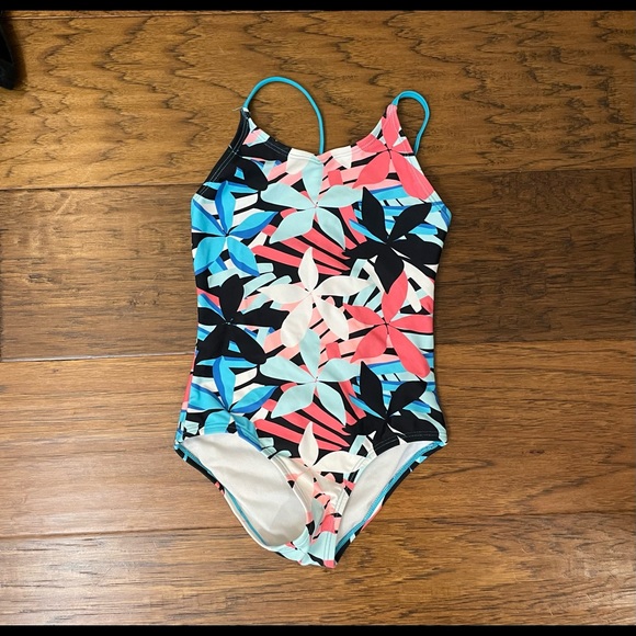 Kanu girls swimsuit, size 5 - Picture 4 of 5